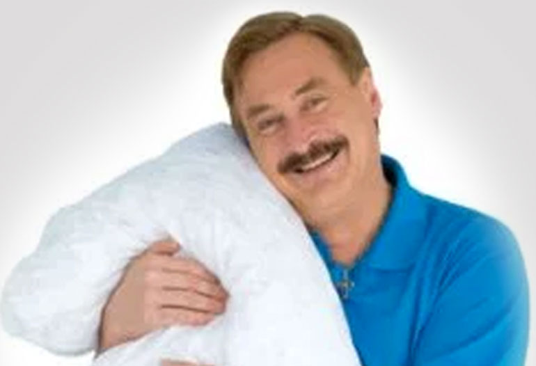 lindell pillow
